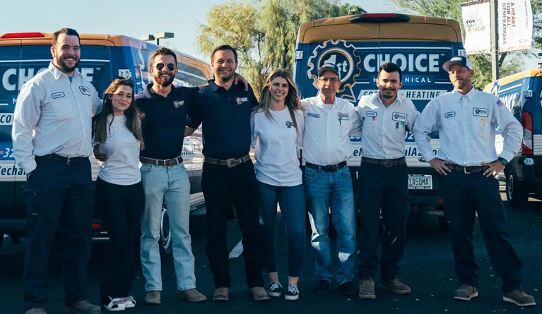 1st choice mechanical team pic - friendly techs